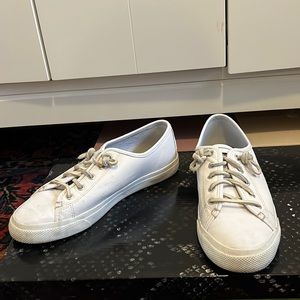 White leather Sperry Top Sider. Size 9